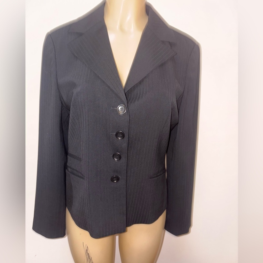 Ann Taylor Black Pin Striped Women’s Blazer Size 12 Lined